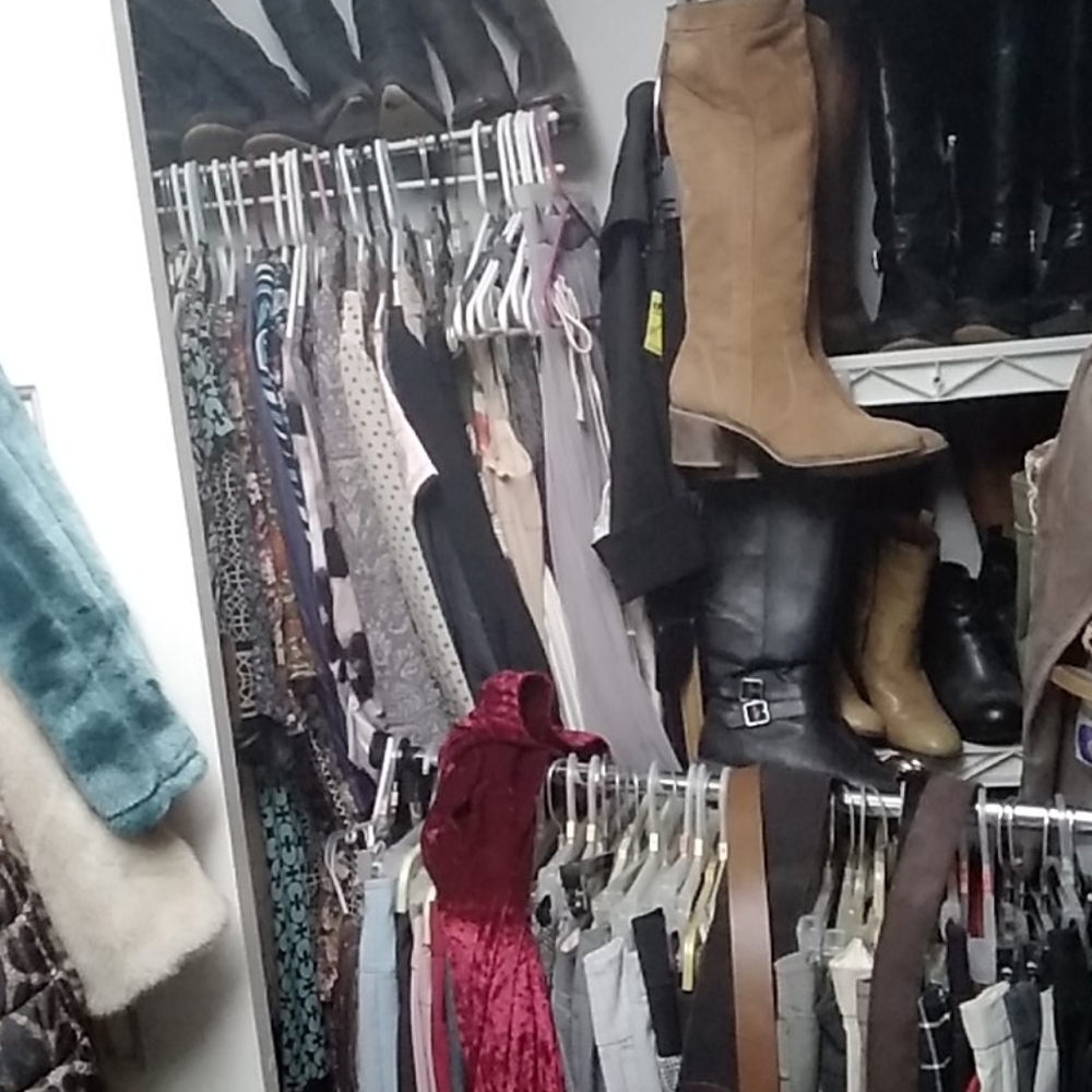 Clothes - Picture 4 of 5
